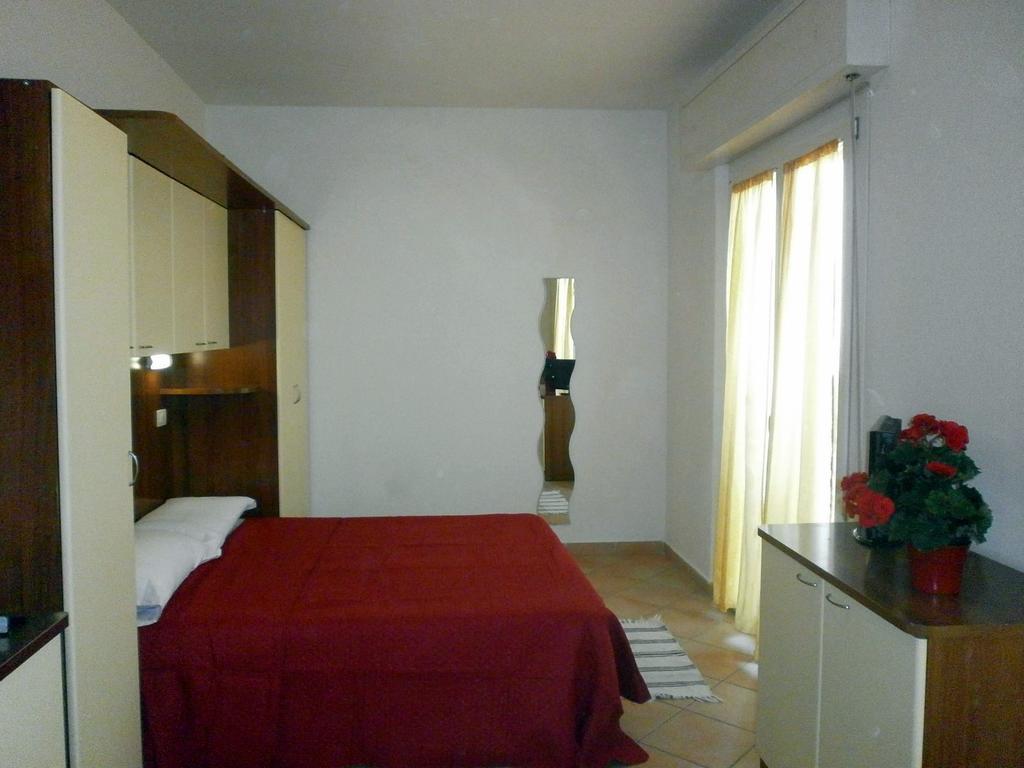 רימיני Residence Carioca חדר תמונה