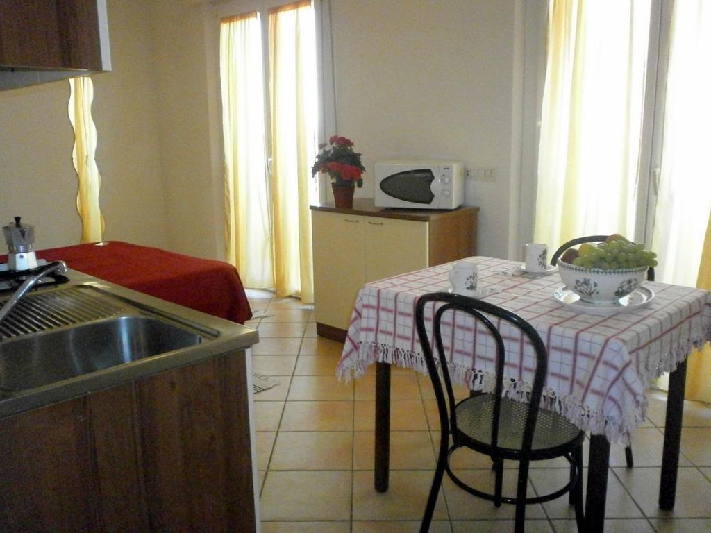 רימיני Residence Carioca חדר תמונה